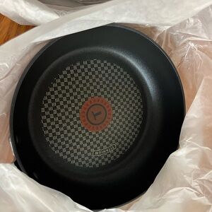 New titanium T-Fal pans